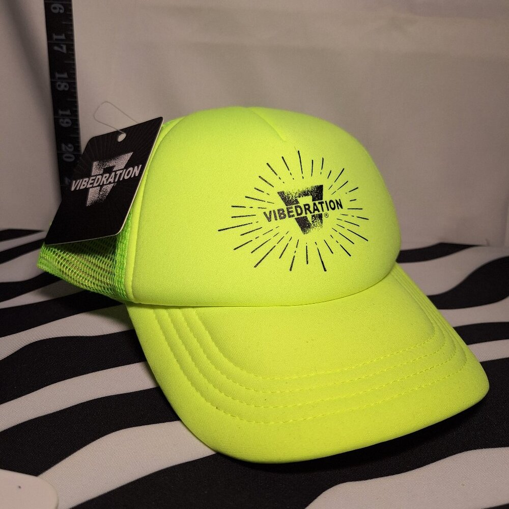 NWT Vibedration Trucker Cap/Hat - neon yellow-green - NEW